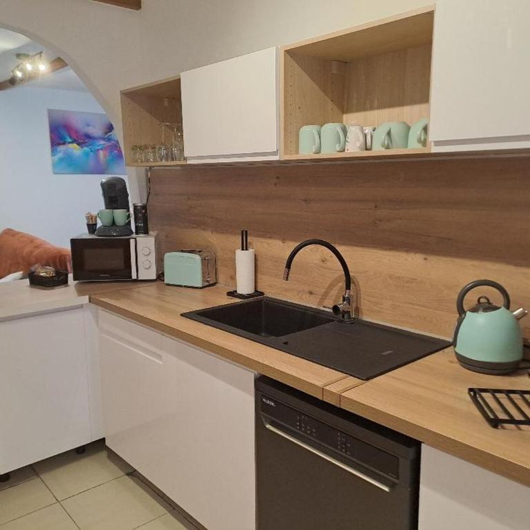 chez Lyly - Apartment - Ground Floor - 12