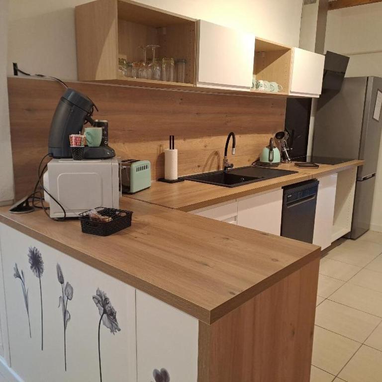 chez Lyly - Apartment - Ground Floor - 2