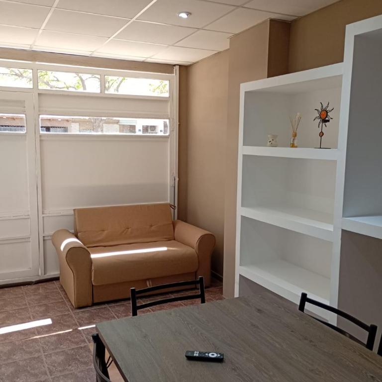 Alojamiento Gral Alvear - Two-Bedroom Apartment - 17