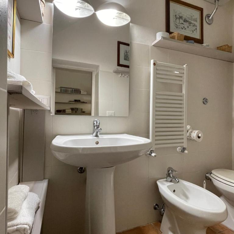 Lombarde 30 near Piazza Il Campo - Two-Bedroom Apartment - 19