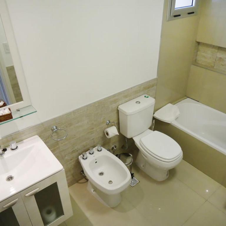Departamentos frente al mar 108 y el mar - Two-Bedroom Apartment with Sea View - 11