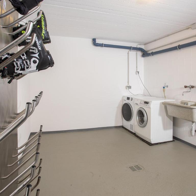 Apart Dahoam - Deluxe Apartment with Three-Bedroom and Mountain View - 32