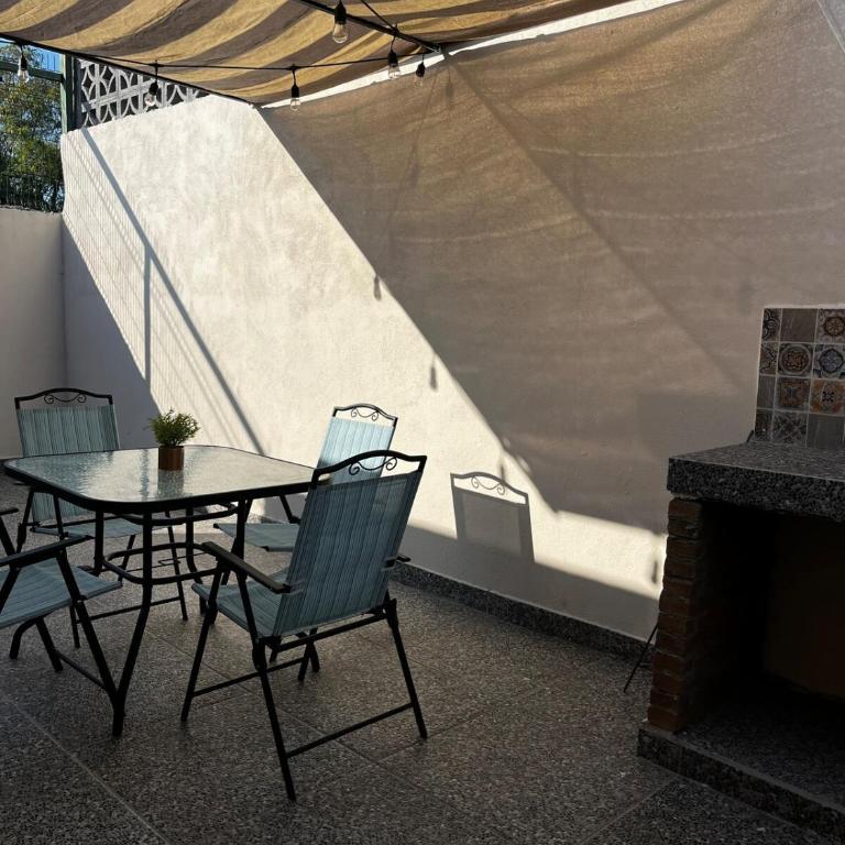 Comfortable house near BBVA stadium and Domo Care - Two-Bedroom Apartment - 11