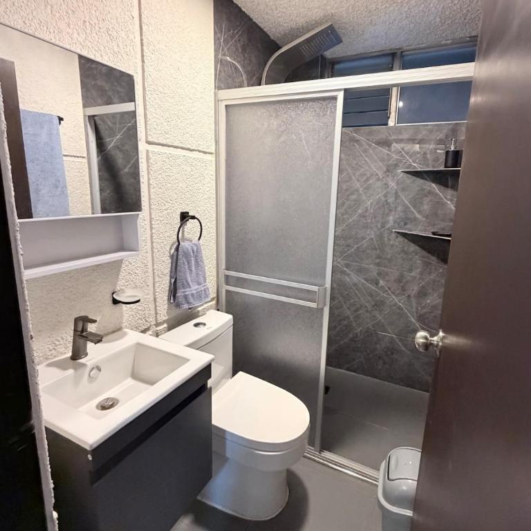 Departamento en estreno con zona libre y parrilla - Two-Bedroom Apartment - 4