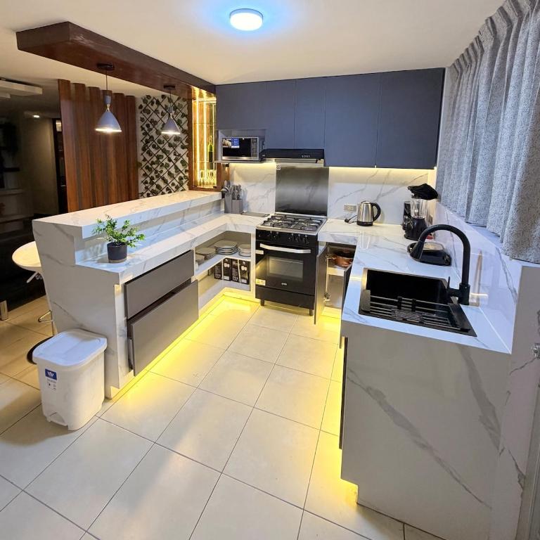 Departamento en estreno con zona libre y parrilla - Two-Bedroom Apartment - 14