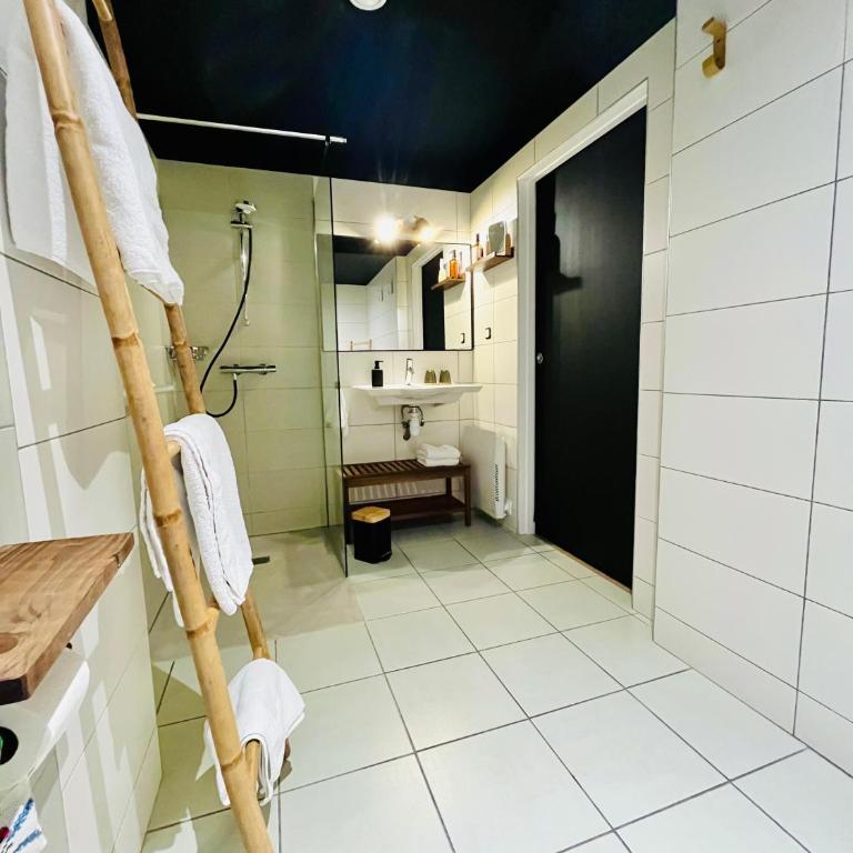 Hôtel les Chaumettes - Chambre Standard Lit Queen-Size - 6