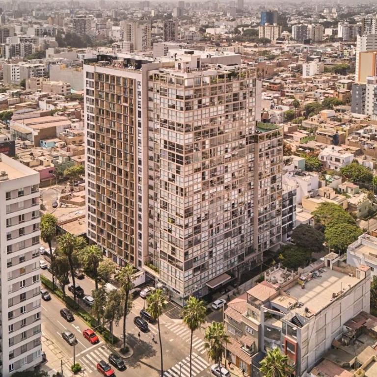 Artline Barranco - One-Bedroom Apartment with Garden View - 1