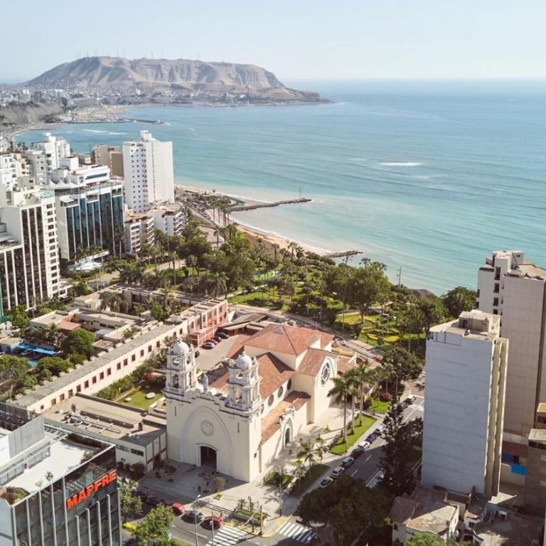 Artline Barranco - One-Bedroom Apartment with Garden View - 15