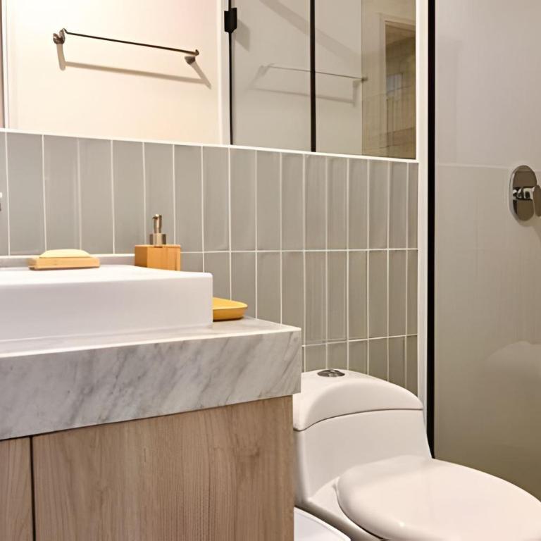 Artline Barranco - One-Bedroom Apartment with Balcony and City View - 34