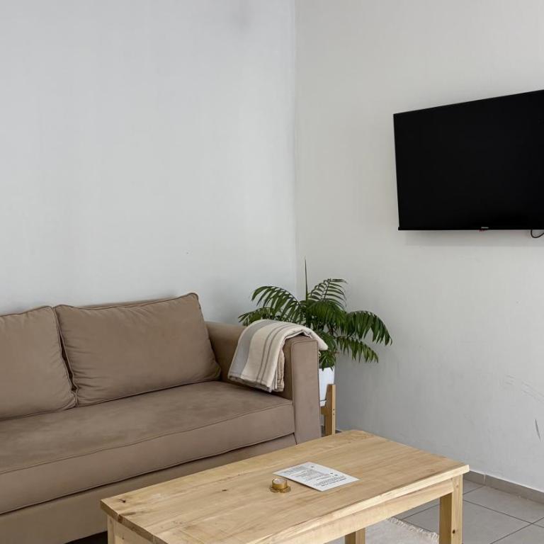 Temporario Sur, hasta 4 personas con 3 camas, General Roca - Apartamento de 1 dormitorio - 5