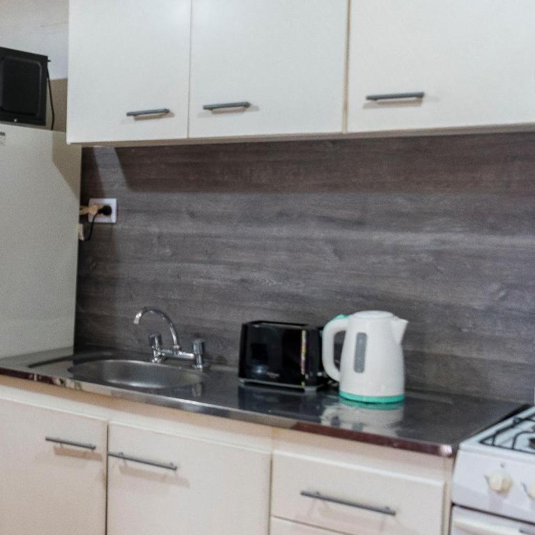 Casa cerca del centro luminosa y tranquila con patio - Apartamento de 2 dormitorios - 33
