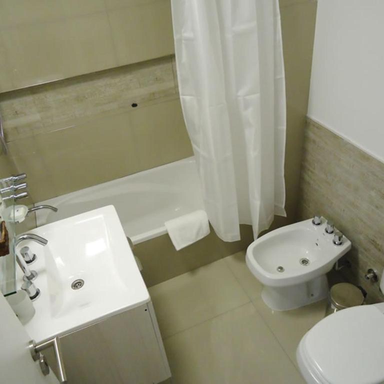 Departamentos frente al mar 108 y el mar - One-Bedroom Apartment with Balcony and Sea View - 2
