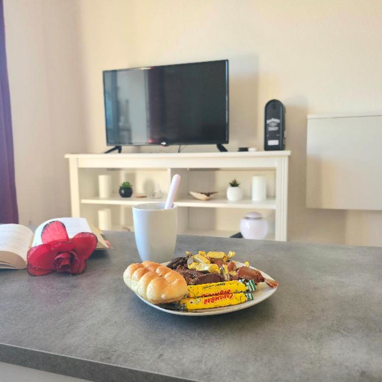 La Porte du Soleil - VUE MER - Plage à 2 Min - Terrasse et Clim - PET FRIENDLY - Offre Spéciale - HolyRiviera Services - One-Bedroom Apartment - 20
