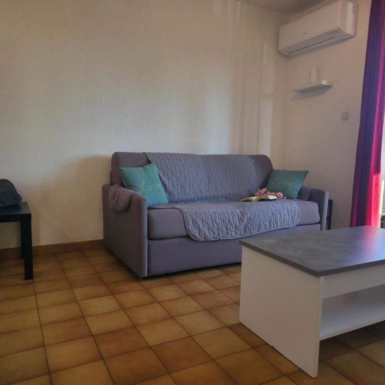 La Porte du Soleil - VUE MER - Plage à 2 Min - Terrasse et Clim - PET FRIENDLY - Offre Spéciale - HolyRiviera Services - One-Bedroom Apartment - 32