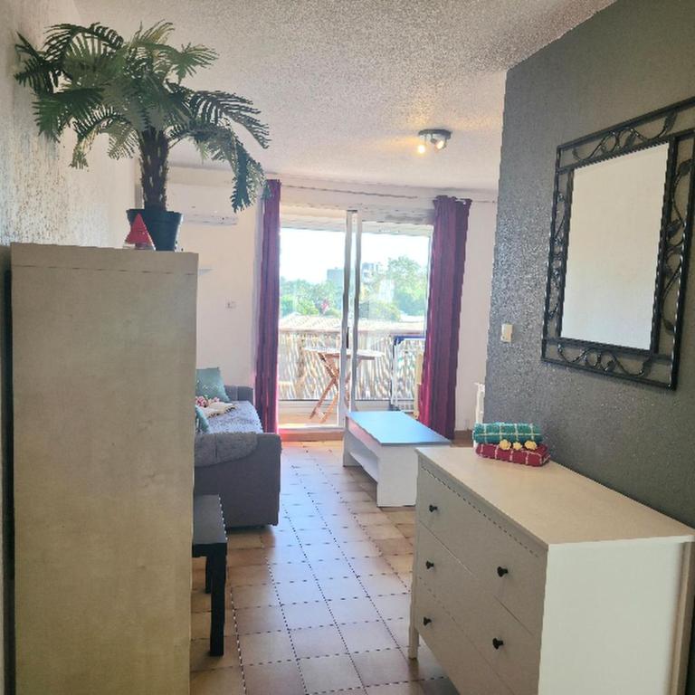 La Porte du Soleil - VUE MER - Plage à 2 Min - Terrasse et Clim - PET FRIENDLY - Offre Spéciale - HolyRiviera Services - One-Bedroom Apartment - 22