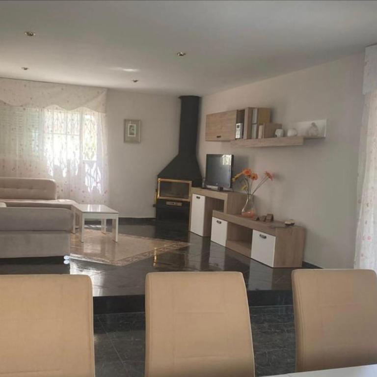 Villamor - Villa with Private Pool - 29
