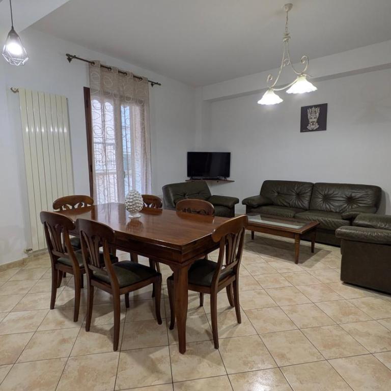 Casa Migliore - con garage privato - Casa con 2 Camere da Letto - 14