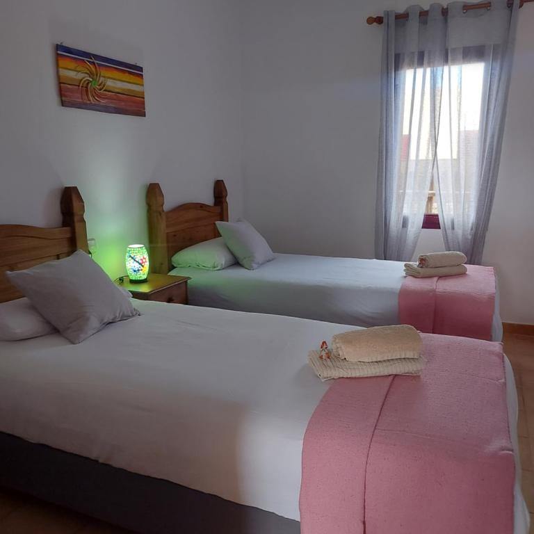 villa Mimosa - Three-Bedroom House - 41