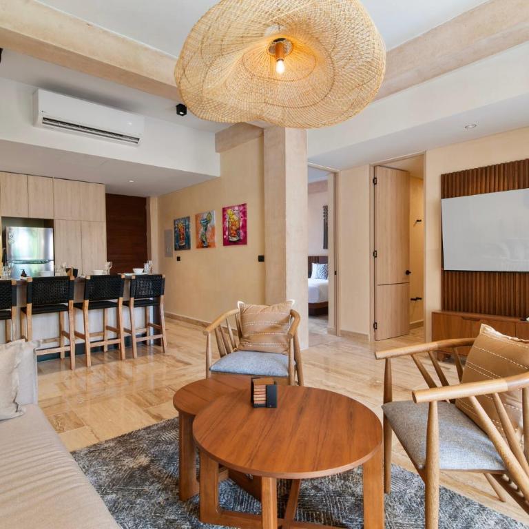 Corasol, Relaxed Stay with Terrace & Full Amenities - Two-Bedroom Apartment with View - 2