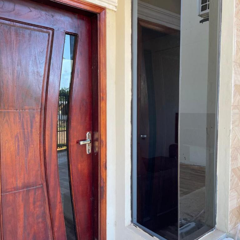 Casa Leste Conforto privativo perto do centro - Two-Bedroom Apartment - 18