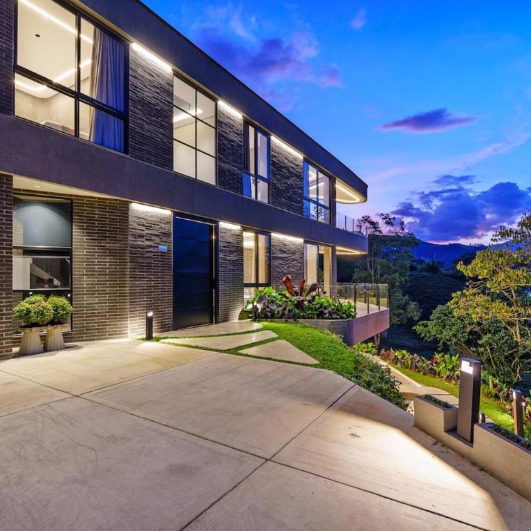 Iconic Villa Club Pool View 15 Min Provenza - Villa - 14