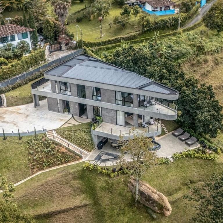 Iconic Villa Club Pool View 15 Min Provenza - Villa - 36