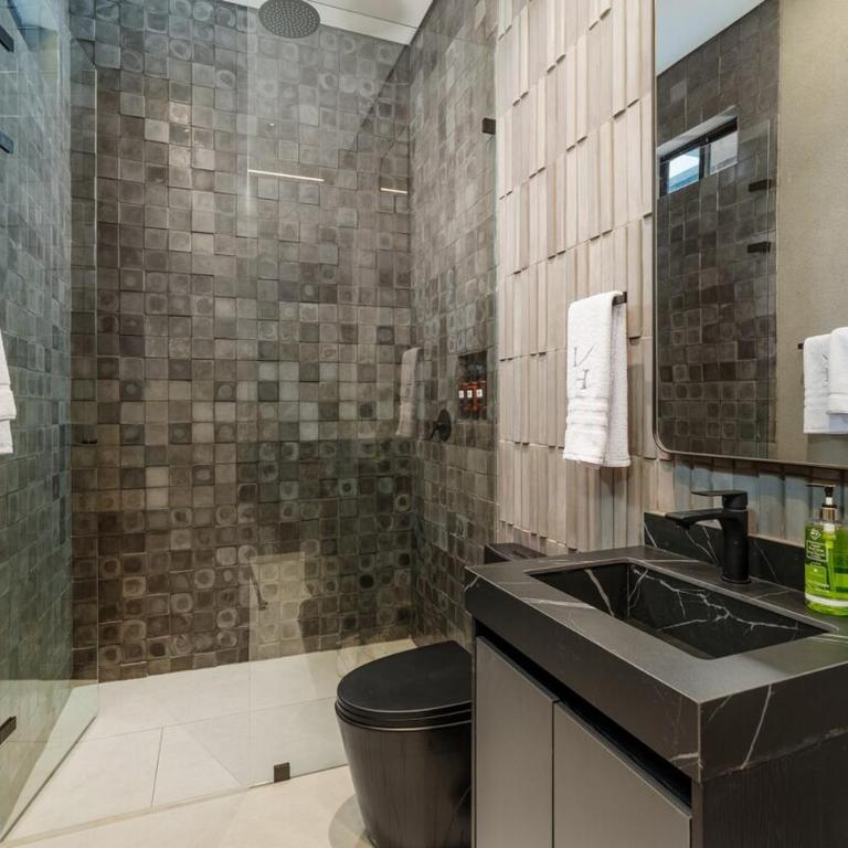 Iconic Villa Club Pool View 15 Min Provenza - Villa - 59