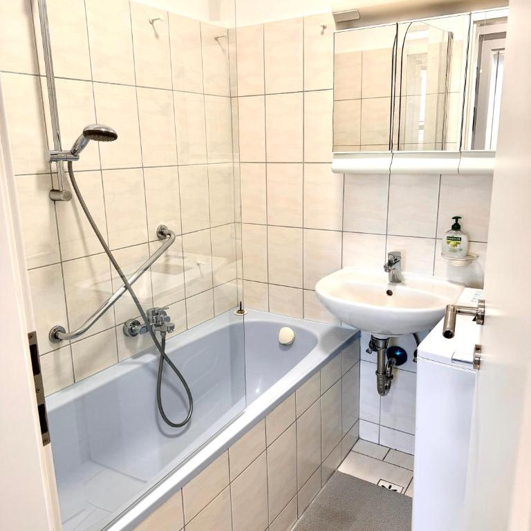Perfekt für Monteure - 5 Einzelbetten - Two-Bedroom Apartment - 19