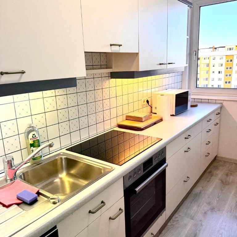 Perfekt für Monteure - 5 Einzelbetten - Two-Bedroom Apartment - 13