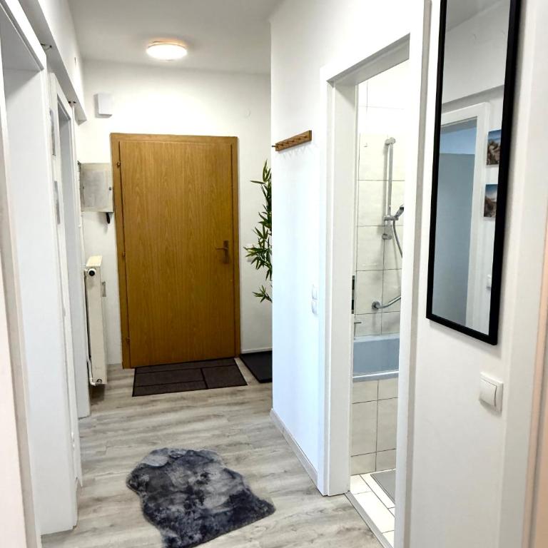 Perfekt für Monteure - 5 Einzelbetten - Two-Bedroom Apartment - 6