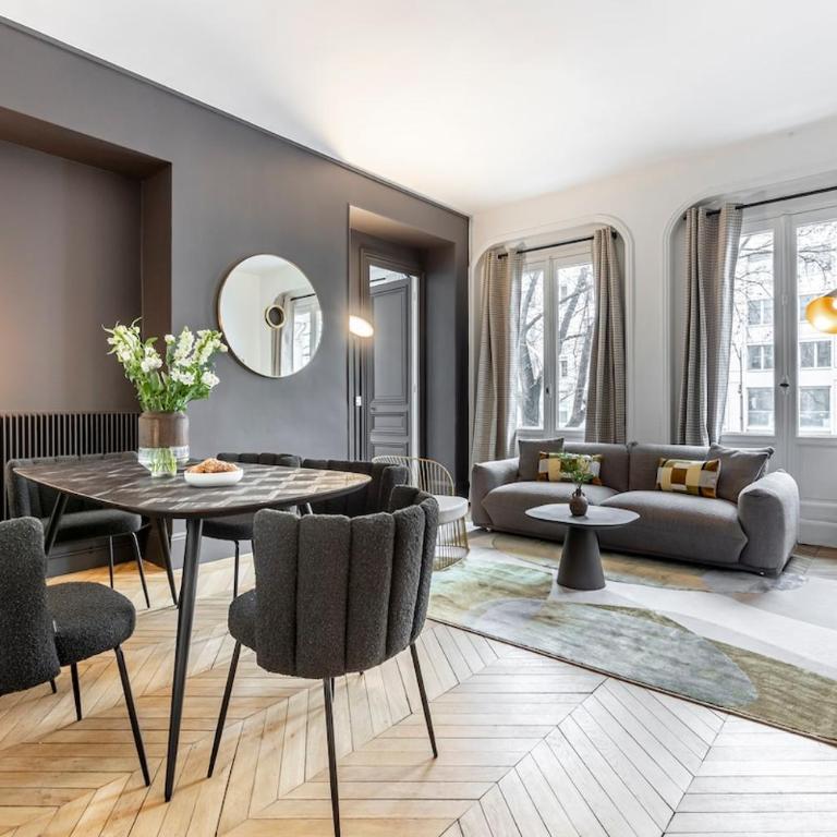 A1# 8people # 4Bedrooms # Wagram # AC # Paris 8 - Four-Bedroom Apartment - 1