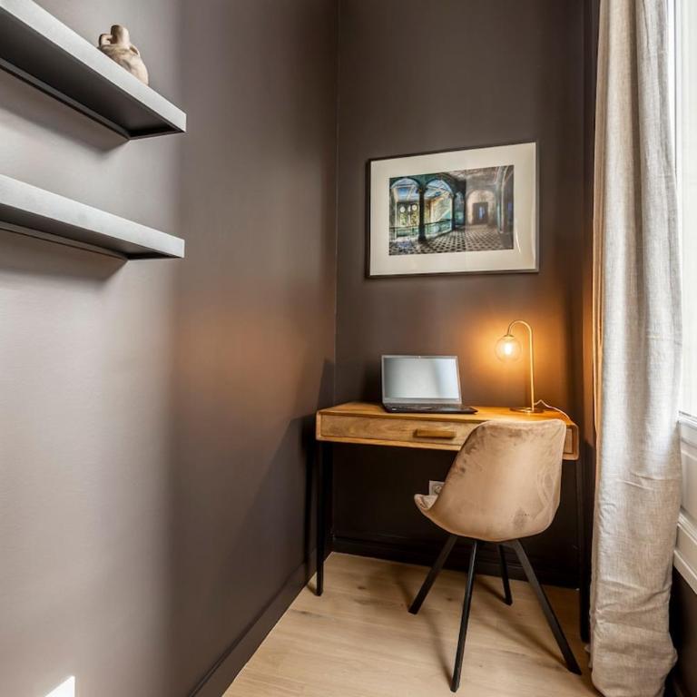 A1# 8people # 4Bedrooms # Wagram # AC # Paris 8 - Four-Bedroom Apartment - 16
