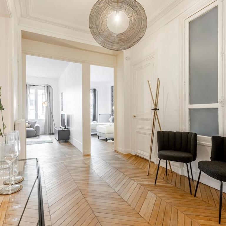 A1# 8people # 4Bedrooms # Wagram # AC # Paris 8 - Four-Bedroom Apartment - 3