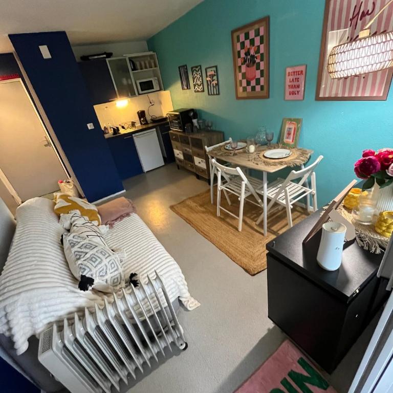 Quiet, cozy and central Beach Apartment with Pool &Terrasse - Appartement 1 Chambre - 8