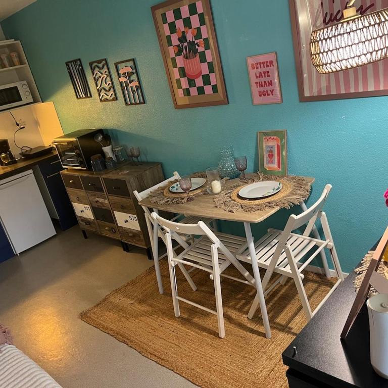 Quiet, cozy and central Beach Apartment with Pool &Terrasse - Appartement 1 Chambre - 9
