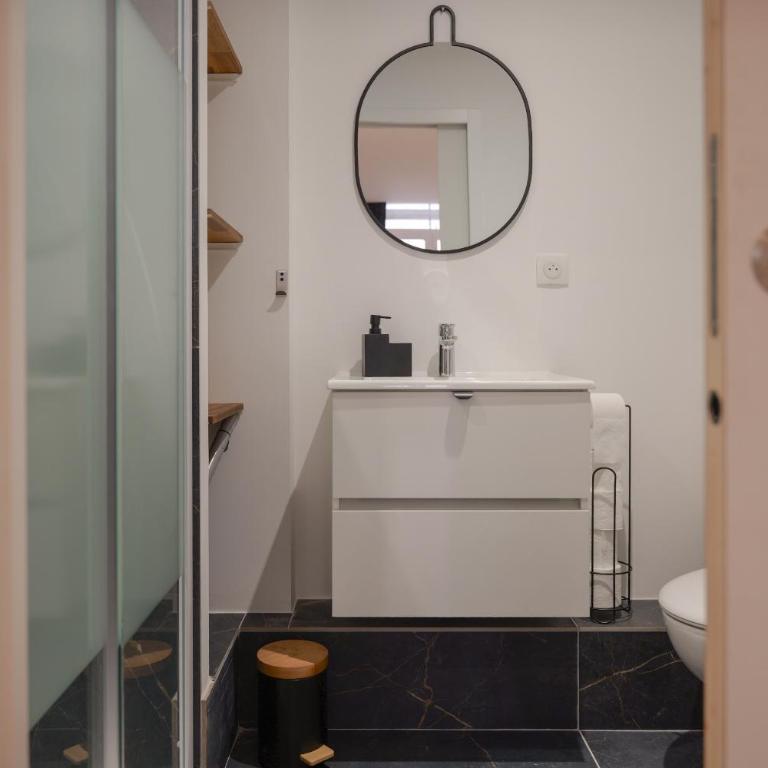 charmant studio avec terrasse exterieure - coeur de ville - Monolocale Deluxe - 9