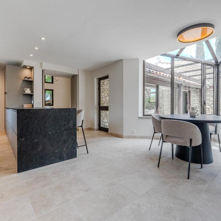 Magnifique villa au coeur de la campagne de Gordes - Villa - 25
