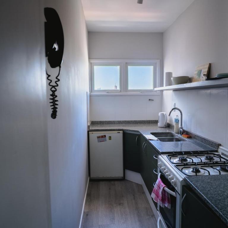 Check and Home - Gascón II - 4 Huéspedes a 600 mts de la Playa - Apartamento de 1 dormitorio - 2