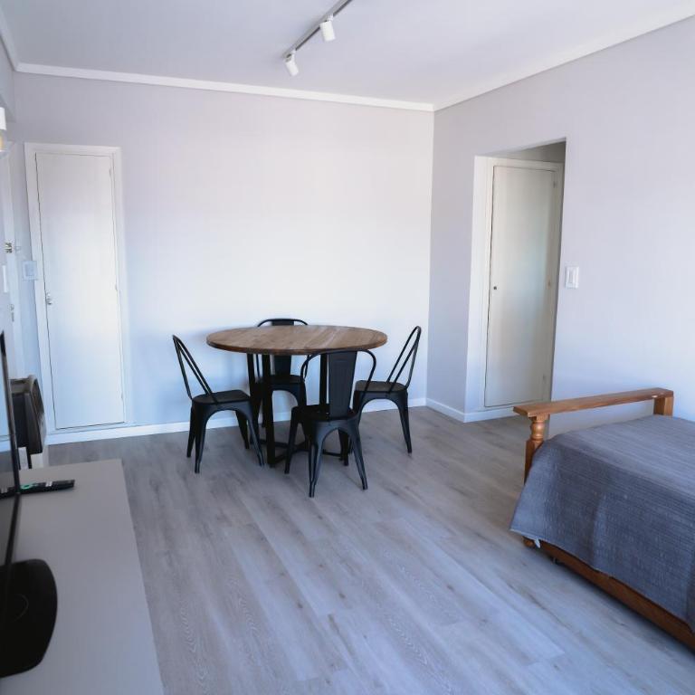 Check and Home - Gascón II - 4 Huéspedes a 600 mts de la Playa - Apartamento de 1 dormitorio - 13
