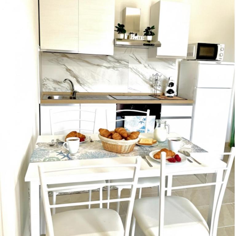 Villetta con giardino e Bbq al centro di Villasimius - One-Bedroom House - 8