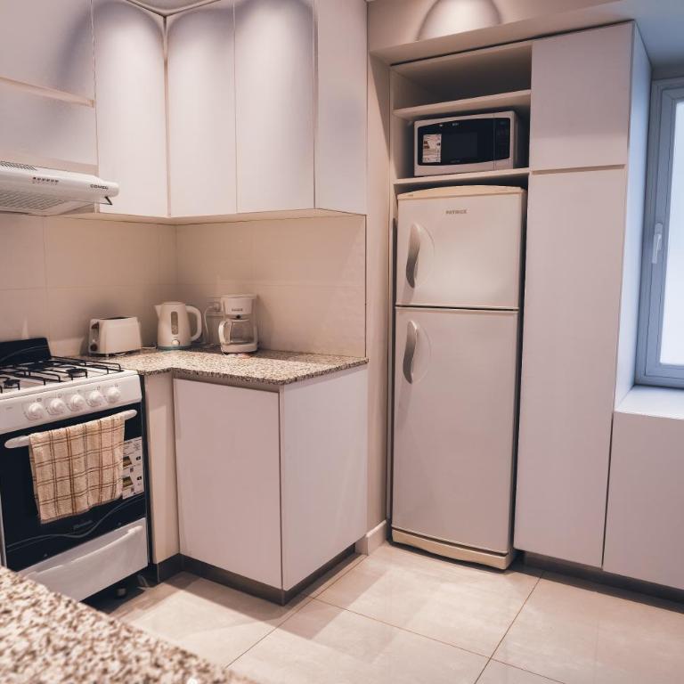 Check and Home - Cordoba II - 4 Huéspedes con Balcon - One-Bedroom Apartment with Balcony - 9