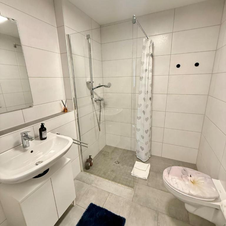 Moderne Erdgeschosswohnung - zentrumsnah & self check in - Appartamento - Piano Terra - 8