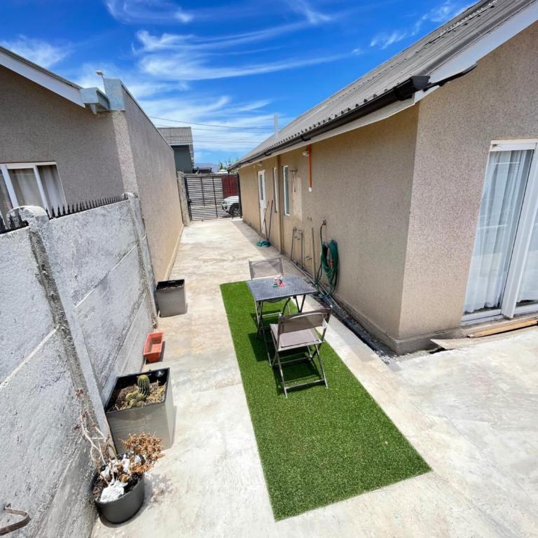 Casa - Three-Bedroom House - 11