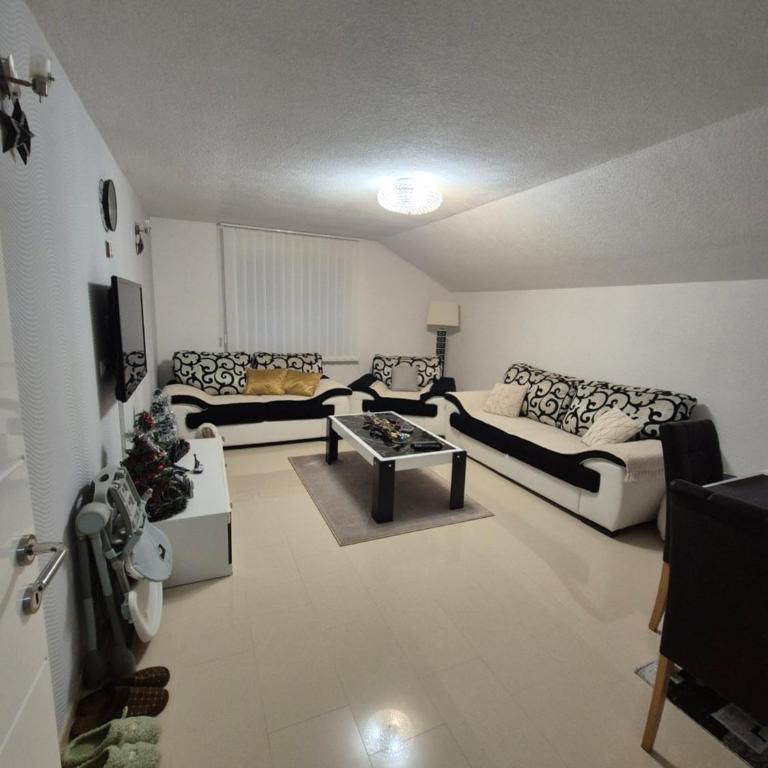 Apartman IN - Two-Bedroom Apartment - 13