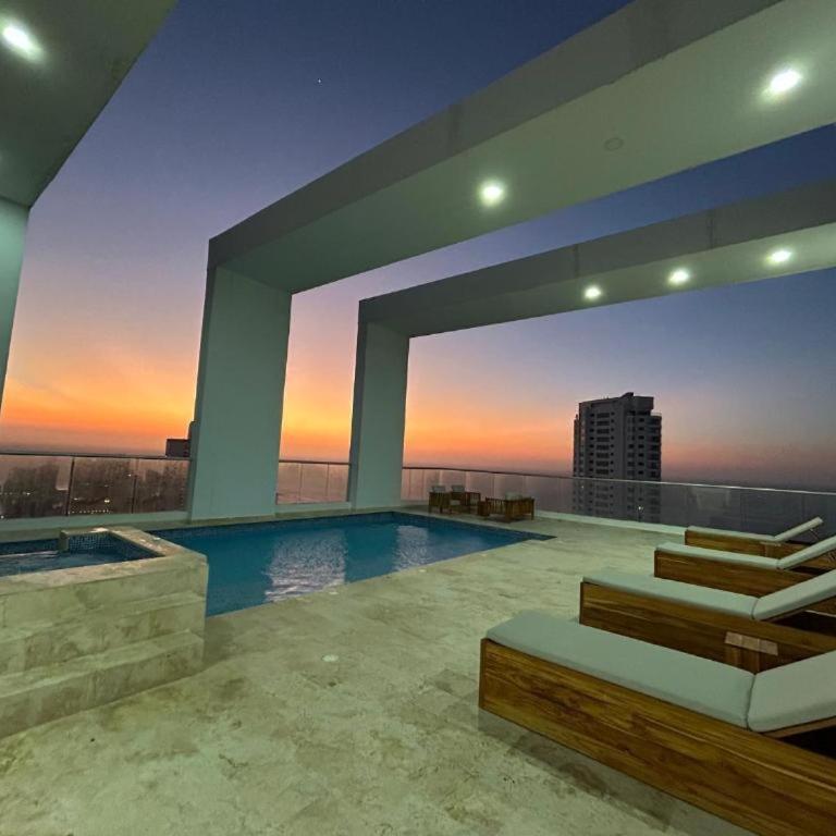 Dúplex en Bocagrande Cartagena Piscina, jacuzzi y a 2 cuadras del mar - Loft - 11