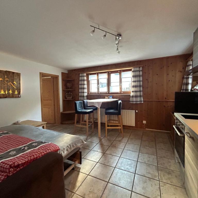 Sertig Ferienwohnung - Apartment mit 1 Schlafzimmer - 24