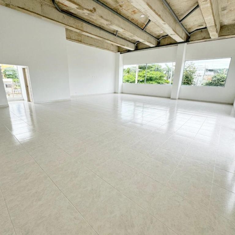 Entrelagos beautiful apartment - Three-Bedroom Apartment - 13