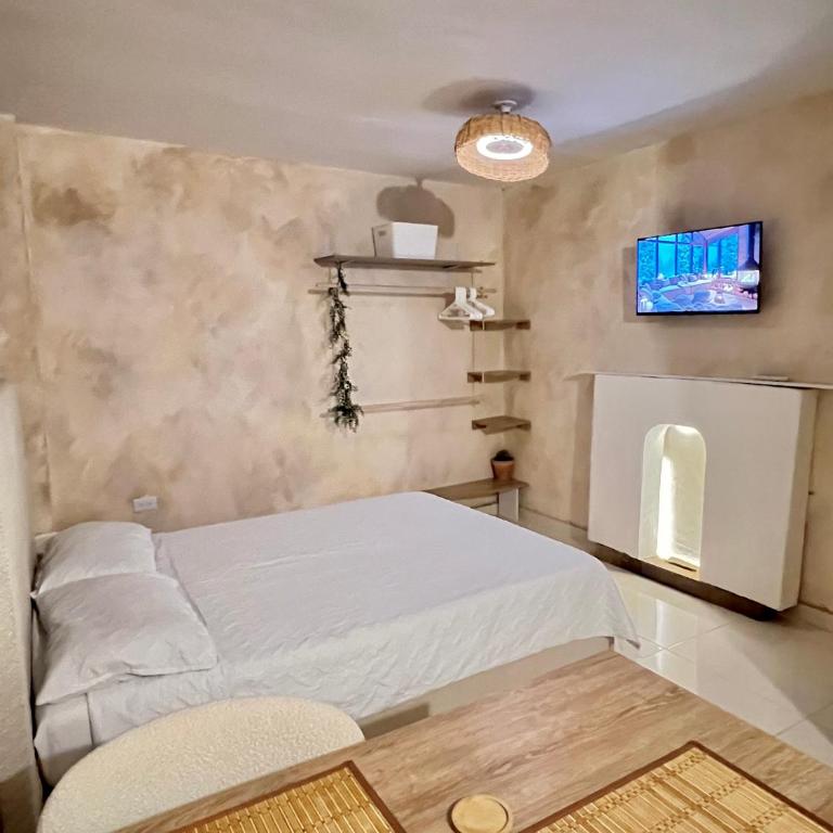 Tranquillity, Style and Location at Monet Loft - One-Bedroom Apartment - 6