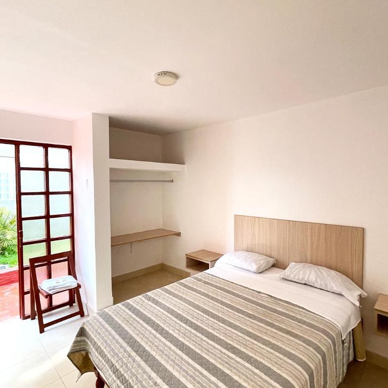 LAS PALMERAS HOSTAL - Habitación Doble - 1