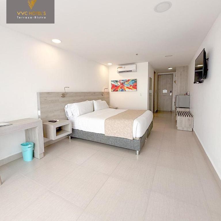 VVC Hotel's - Deluxe Double Room - 2